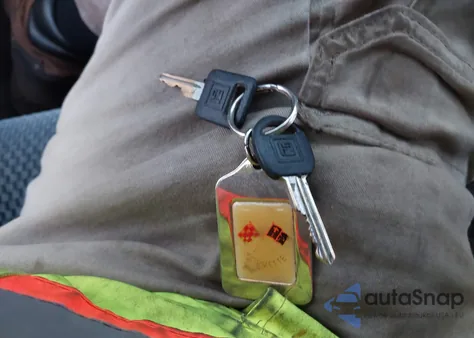 1984 Chevrolet Corvette из США, поврежденный, VIN 1G1AY0784E5127314